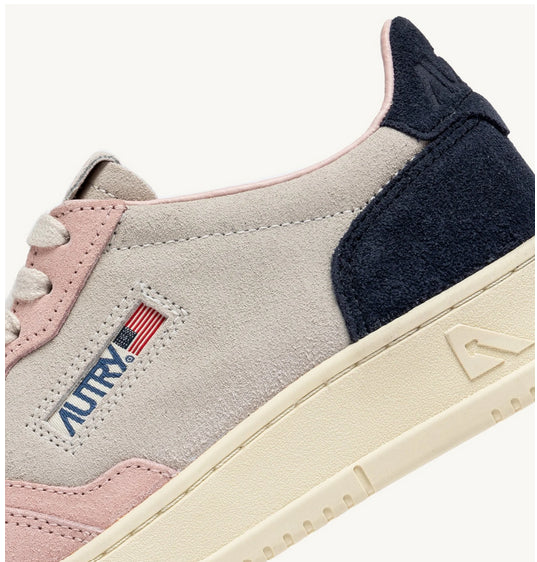 AULW()TS16TRIC SUEDE_6_P