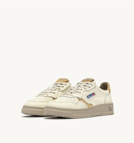 AULW()NQ01NABUCK()ELEPHANT_1_P
