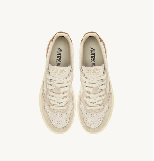AULW()TS01TRIC SUEDE_4_P