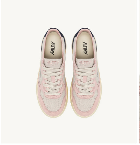 AULW()TS16TRIC SUEDE_5_P