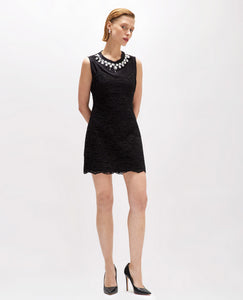 ABITO IN PIZZO E TOP IN JERSEY CON RICAMO
